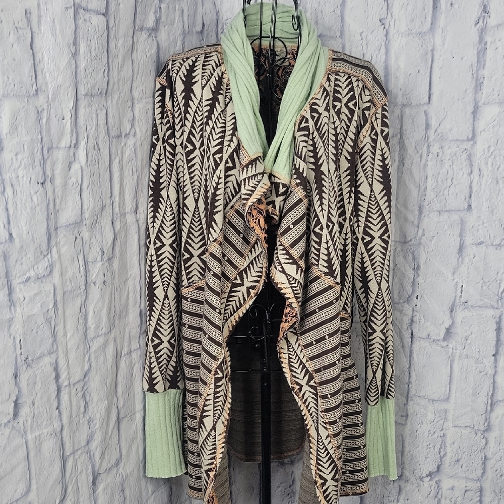 Gimmicks‎ by BKE Tribal Waterfall Green/Brown Cardigan Large
